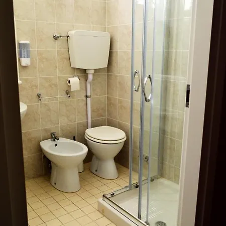 In Guest - New Cirene Double Comfort With Half Package * רימיני